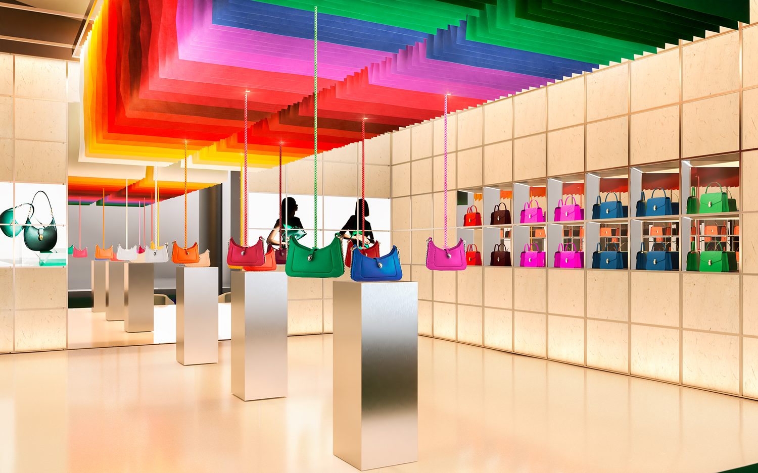 Techo escalonado en espectro cromático completo.